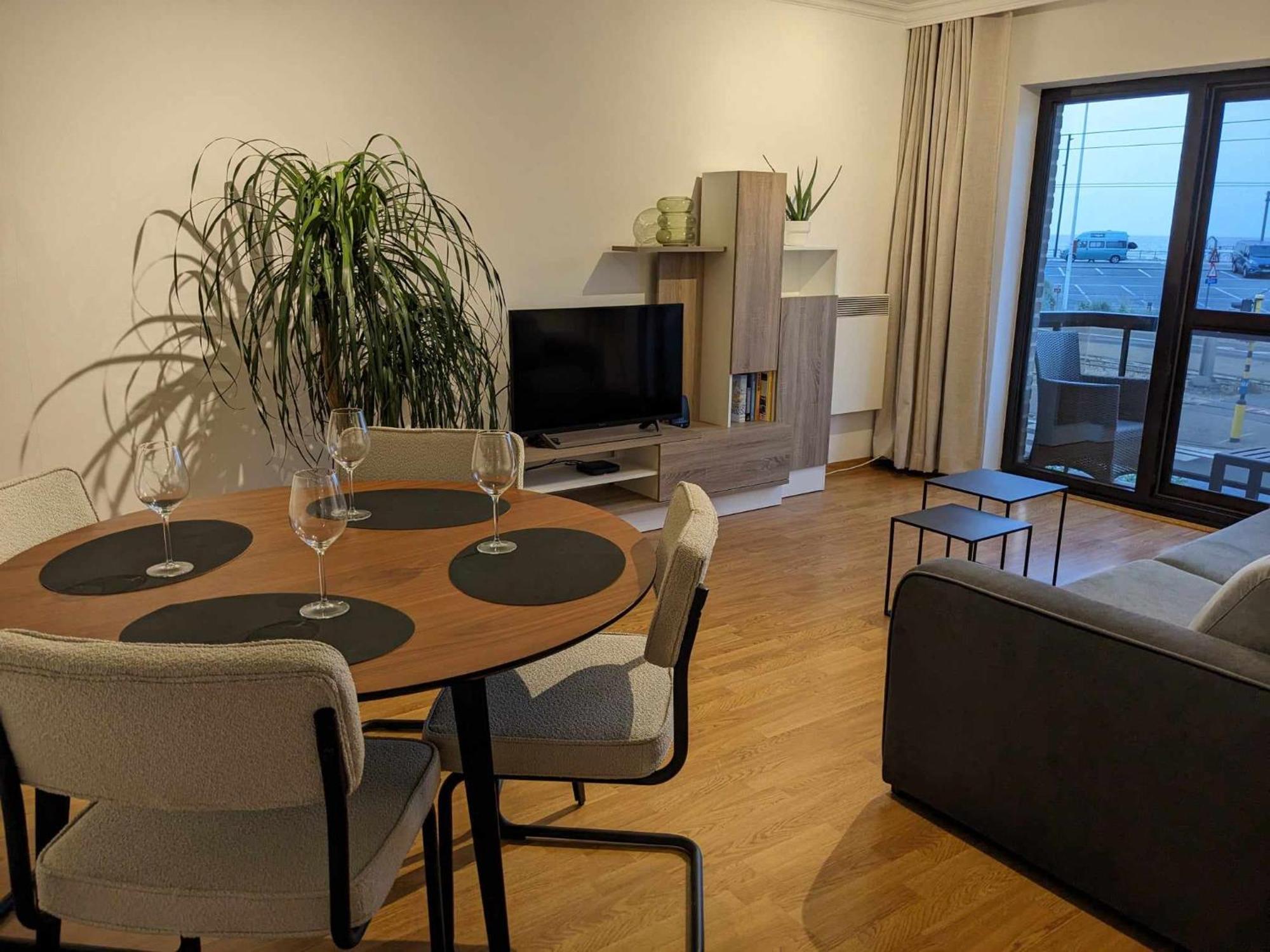 אוסטנדה Vista Linda, Leuk Appartement Vlak Bij Zeedijk En Strand מראה חיצוני תמונה